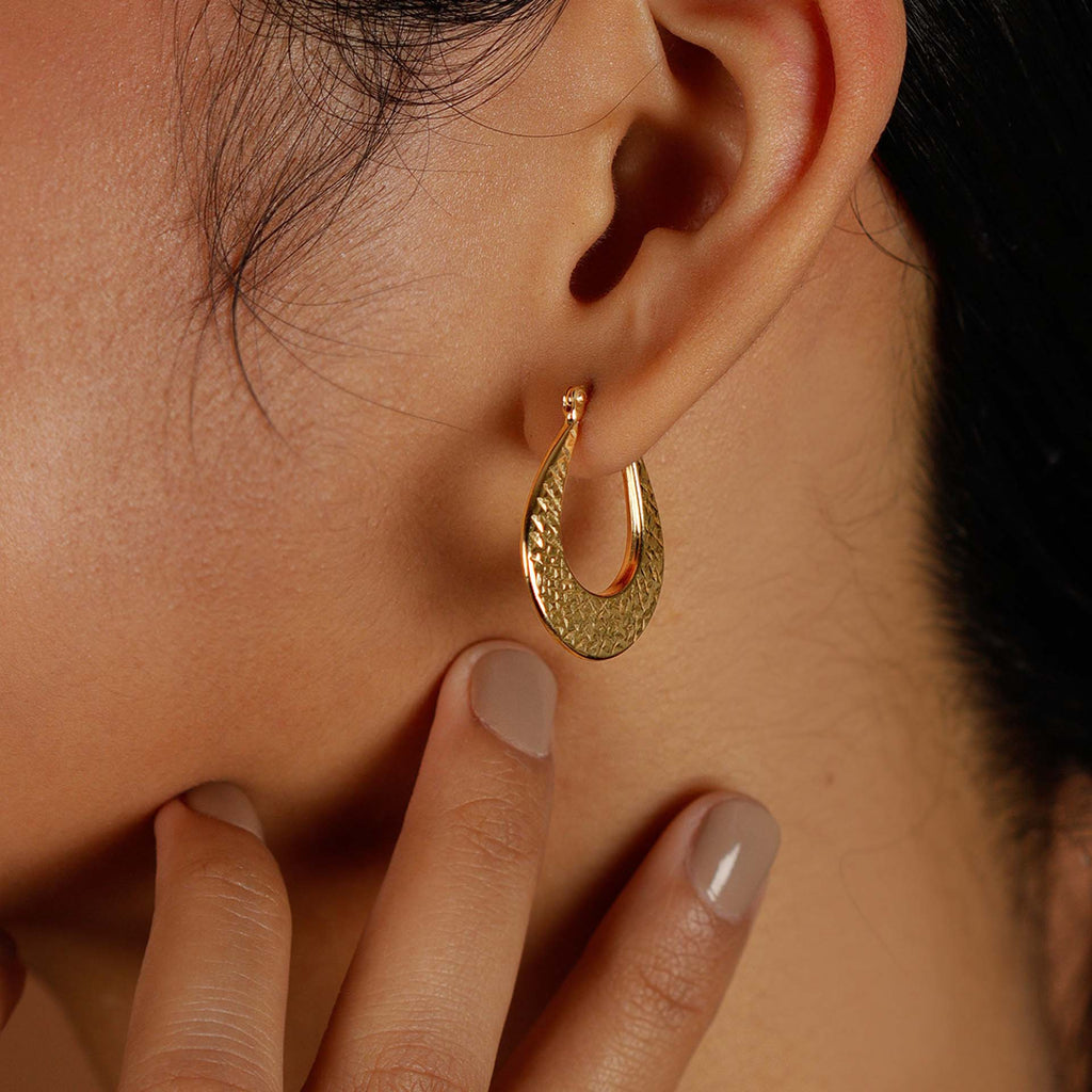 Texture Medium Hoops, Crafted in 18k yellow gold